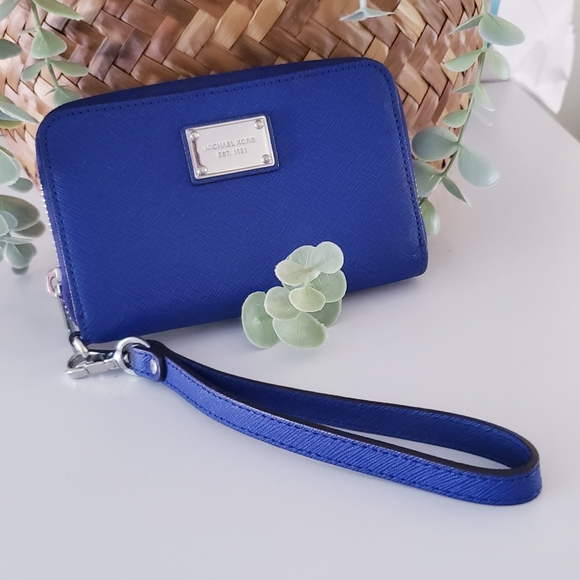 Michael Kors Essential Zip Wallet O/S - Picture 15 of 15